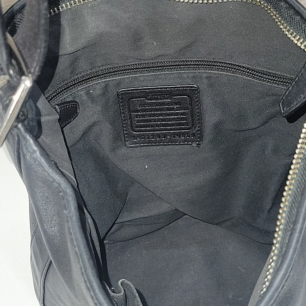 Coach Black Leather Shoulder Bag 19889